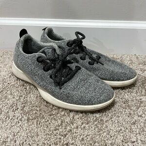 Women’s size 8 All Bird Wool Tennis Shoes